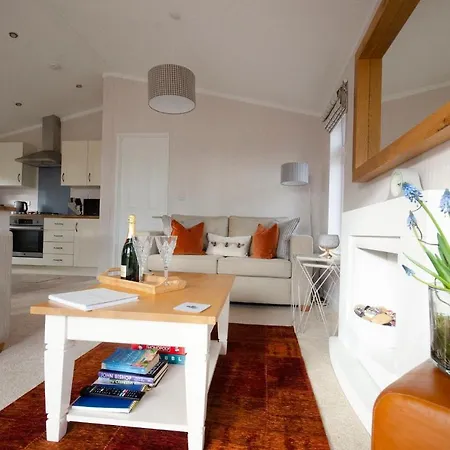 Lodge Hollicarrs - Bumblebee Γιορκ