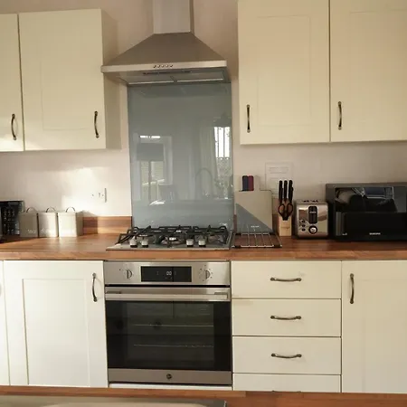 Hollicarrs - Bumblebee * Γιορκ