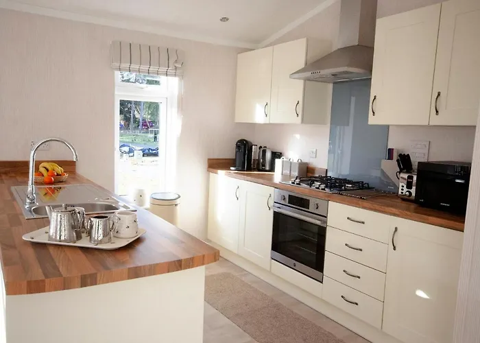 Hollicarrs - Bumblebee Hytte *