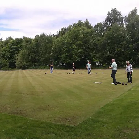 Hollicarrs - Bumblebee Lodge *