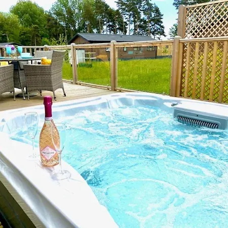 Hollicarrs - Bumblebee