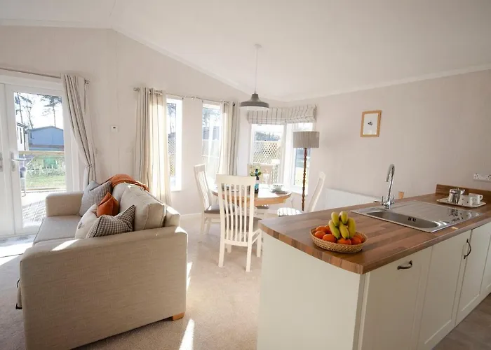 אכסניה Hollicarrs - Bumblebee *